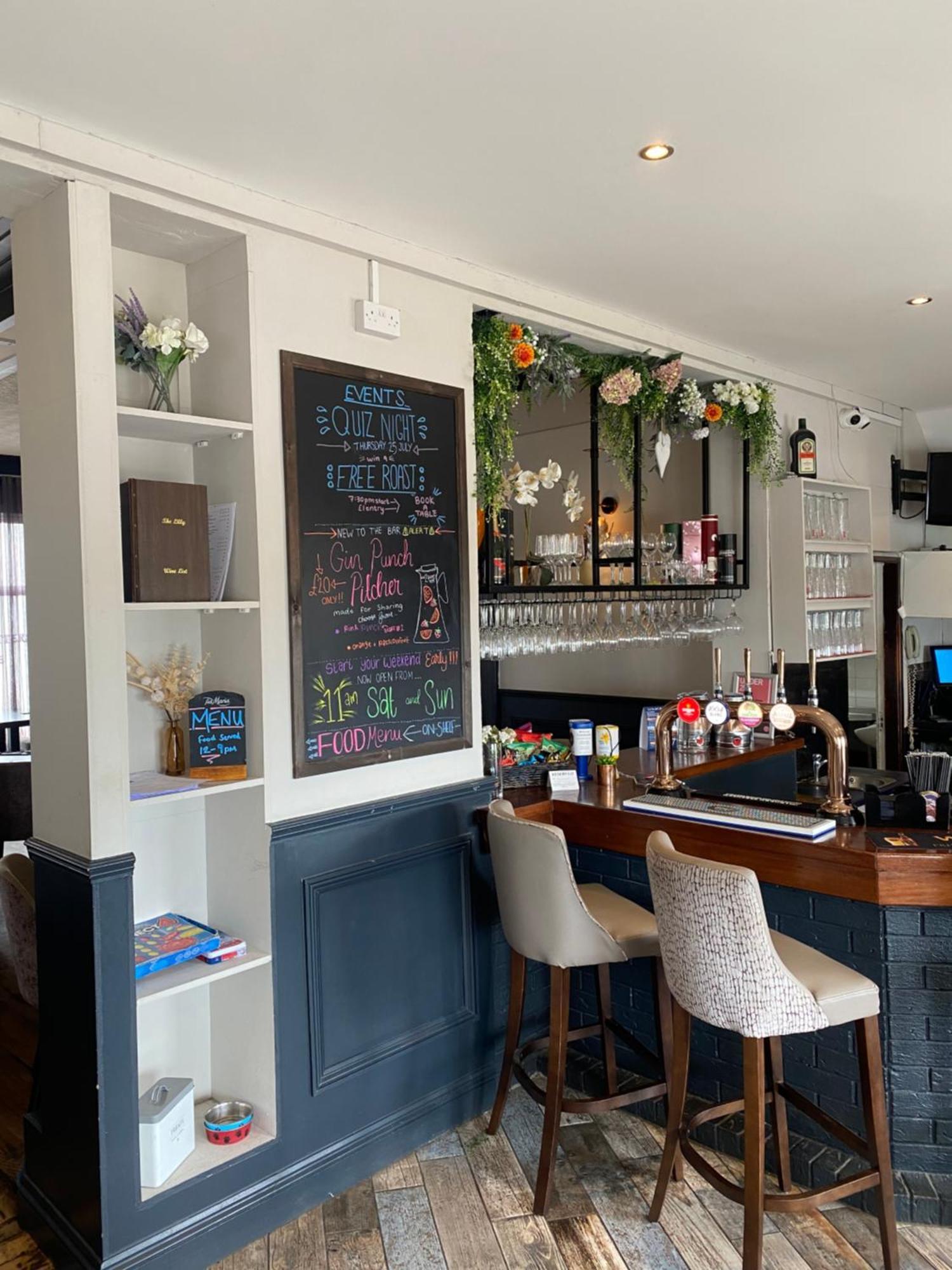 The Lilly Restaurant With Rooms Llandudno Buitenkant foto